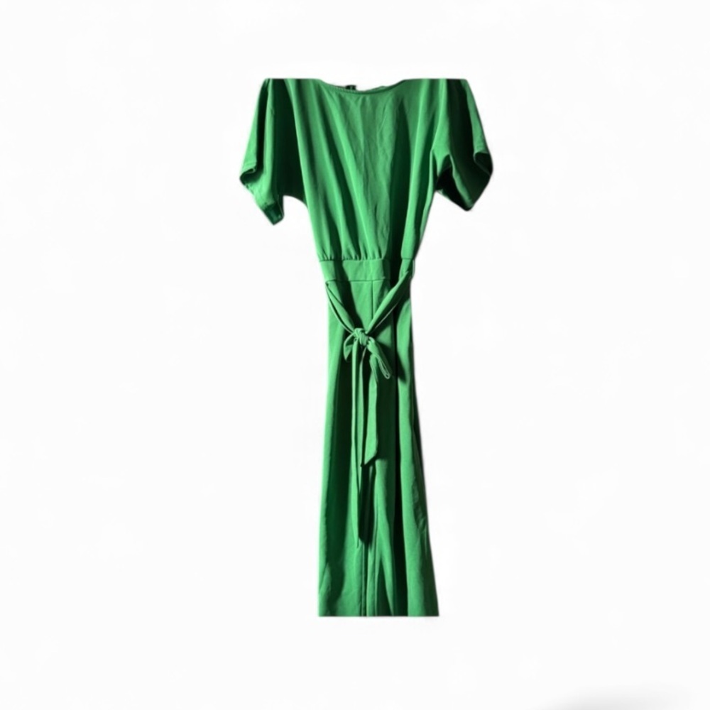 Green short sleeve jumpsuit size medium - Picture 3 of 11